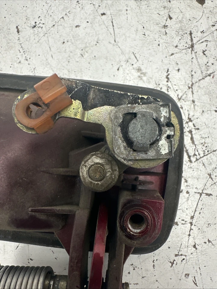 1994-1996 Pontiac Grand Prix Door Handle Exterior Front right & Left Pair - Image 3 of 4