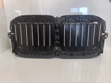 2019-2021 BMW X5 G05 Front Bumper Radiator Grille Air Shutter 5113226775 OEM
