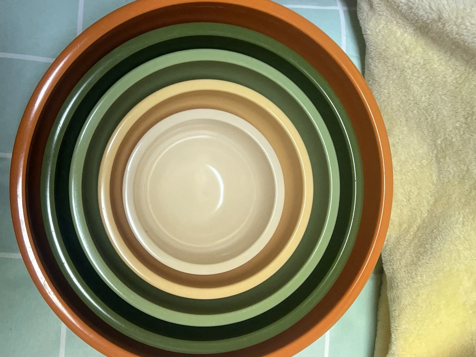 VTG Melamine Nesting Mixing Bowls 5 Pc By Certified International Retro Colors