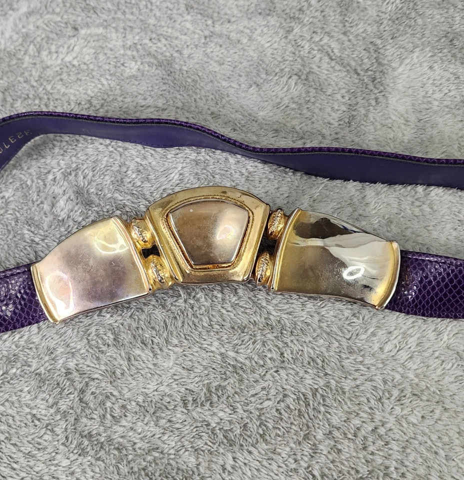 Cinturón de cuero para mujer pequeño púrpura estampado de piel de serpiente hebilla chapada en oro vintage Foto 2 de 4