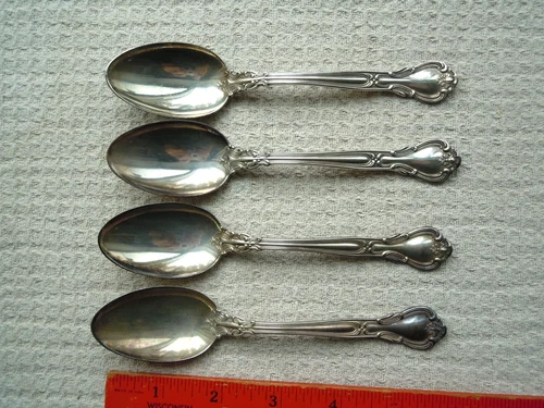 Chantilly By Gorham Sterling Silver spoons 114 grams