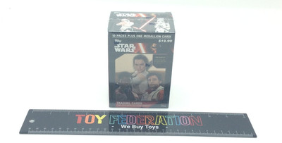 2015 Topps STAR WARS The Force Awakens Blaster Box