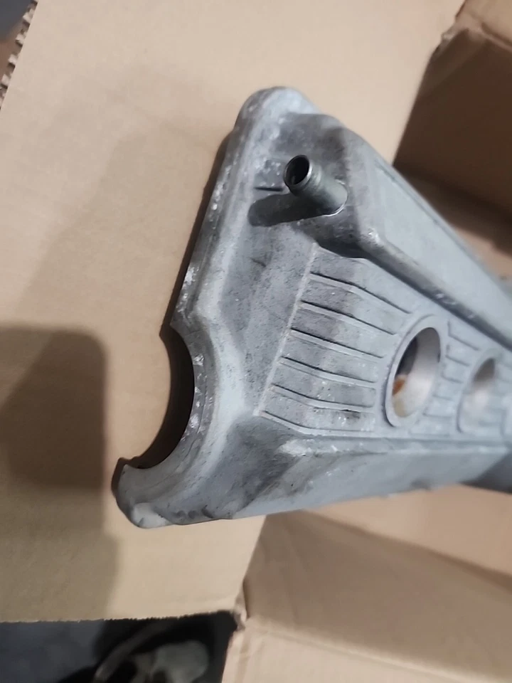 Cubierta de válvula Toyota MR2 1991-1992 OEM 2.2 5SFE CELICA 91 92 SW20 sin turbo OEM Foto 3 de 4