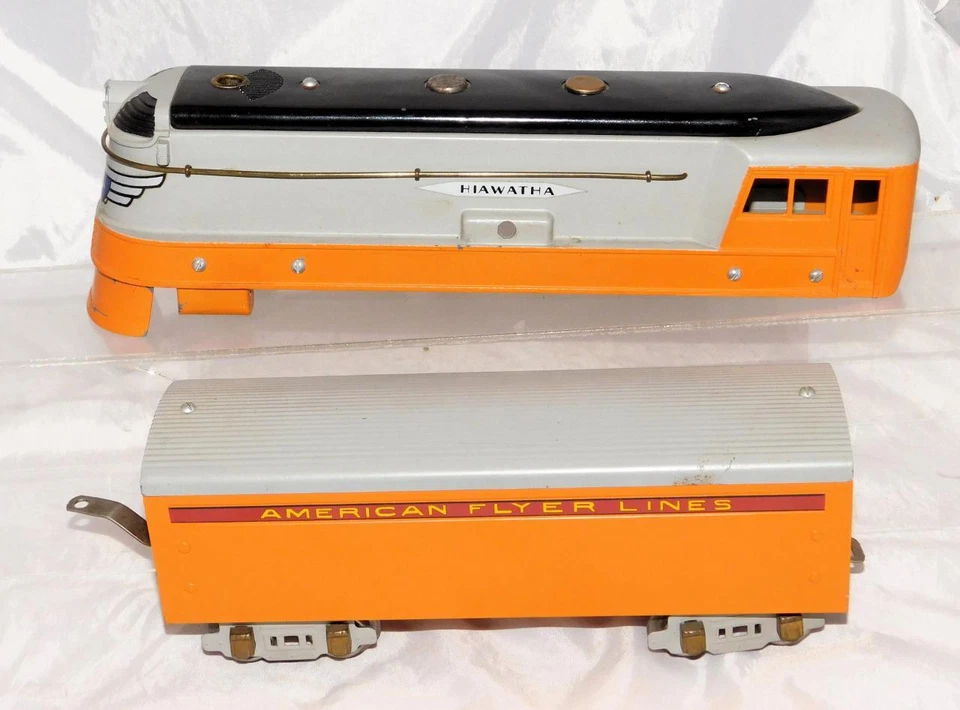 Prewar American Flyer O 1937 Hiawatha 4-4-2 Pro Repainted Shell & Tender only - Image 2 of 4