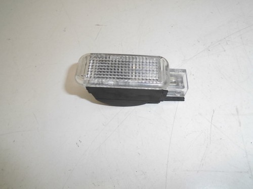 Original VW Phaeton 3D Fußraumbeleuchtung Leuchte Innenraumleuchte 4B0947415A