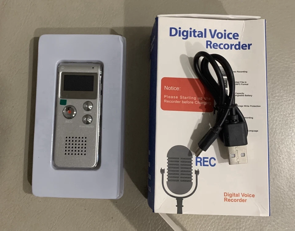 MINI GRABADORA DE VOZ DIGITAL, NUEVA 8GB 650HR. Foto 2 de 3