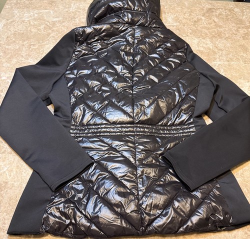 Guess Women’s Puffer Jacket Size Large L Hooded Black - Picture 10 of 10