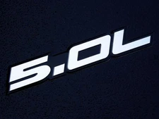 2 FORD MUSTANG GT 5.0L 302 F150 CROWN VIC ENGINE BLOCK EMBLEMS BADGE SILVER PAIR