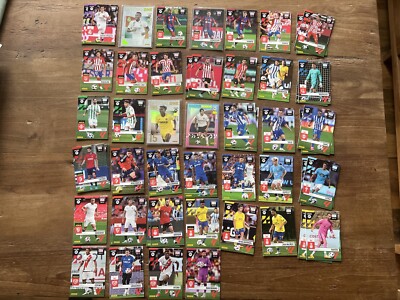 Panini Megacracks MGK 2023/24 La Liga Fußball 50 Sammelkarten 