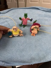 Lot of 3 Disney DINO-MOTION  DINOSAURS TV Show toys Sinclair Family Figures (m)
