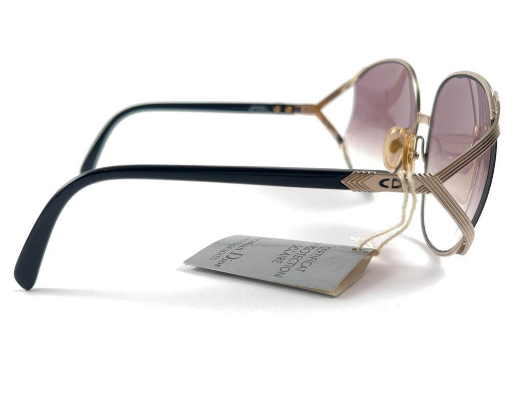 VINTAGE CHRISTIAN DIOR 2250 WHITE / SILVER OVERSIZED SUNGLASSES