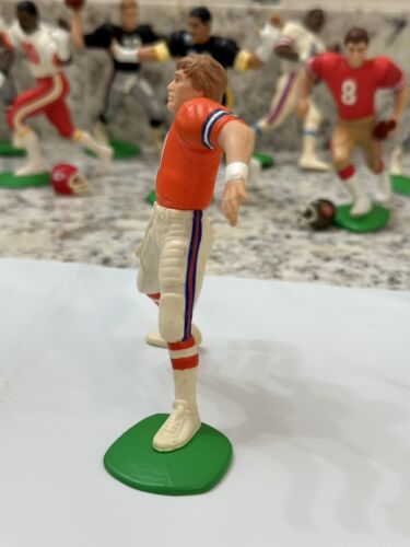 Kenner 1993 Starting Lineup John Elway Figure Denver Broncos #7 Vintage NFL - Picture 2 of 6