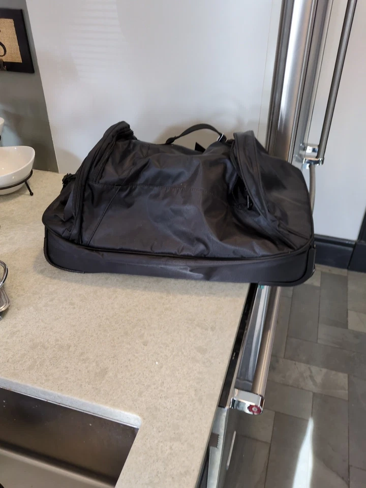 Samsonite Andante 2 Wheeled Rolling Duffel Bag 22 Inch Triple Black Luggage - Image 2 of 4