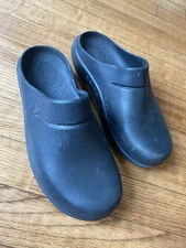 Oofos Black Mule Clogs Women's Size 7 Men's 5 EU 38 Slip On Recovery Comfort