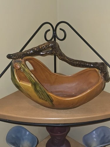 Roseville Pottery Pine Cone Handled Basket, Shape 410-10" Brown!!