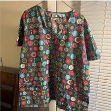 Snowflake Women s scrub top Size XL by SB Scrubs