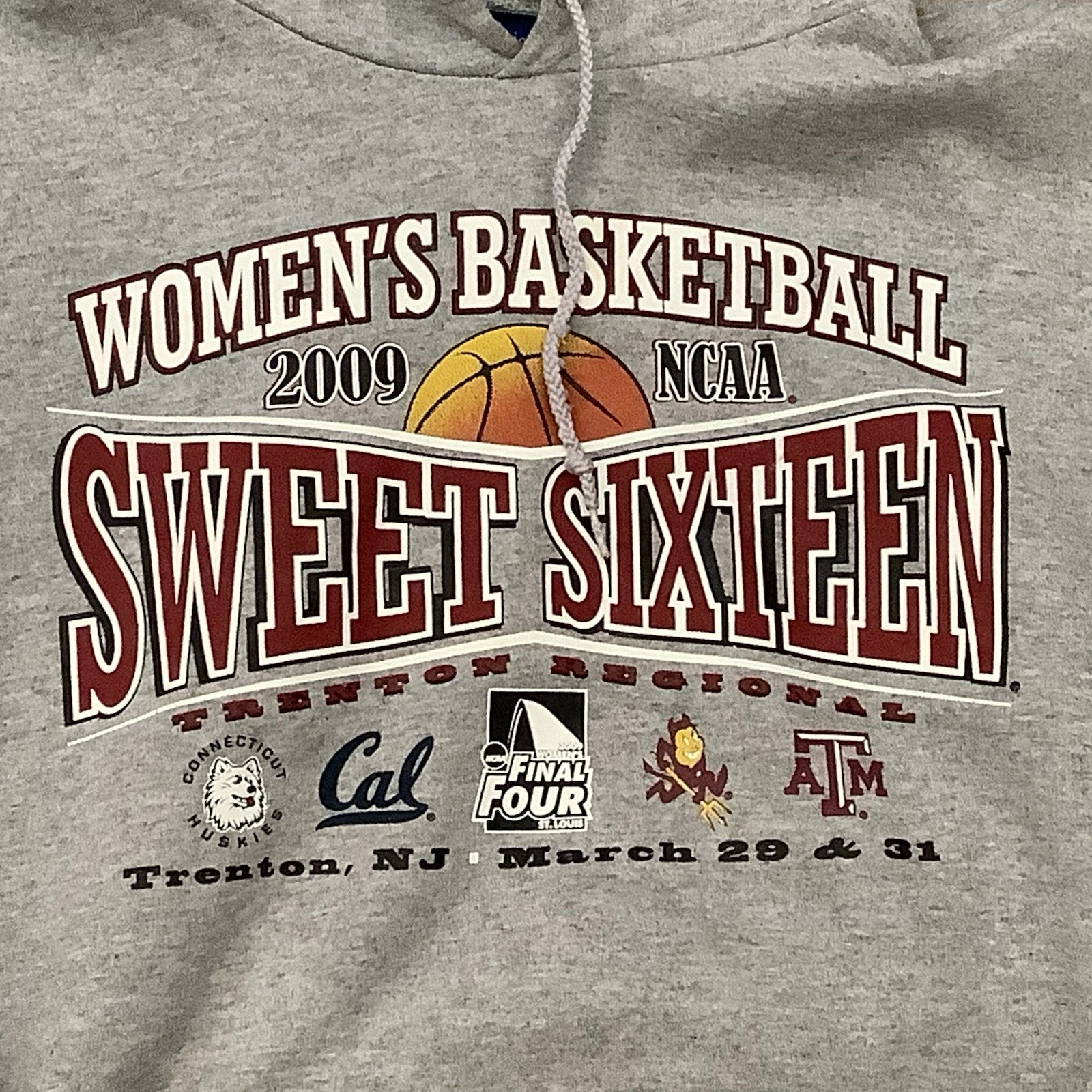 VETEMENTS Felpa con cappuccio NCAA donna basket Sweet Sixteen Regional 2009 taglia L