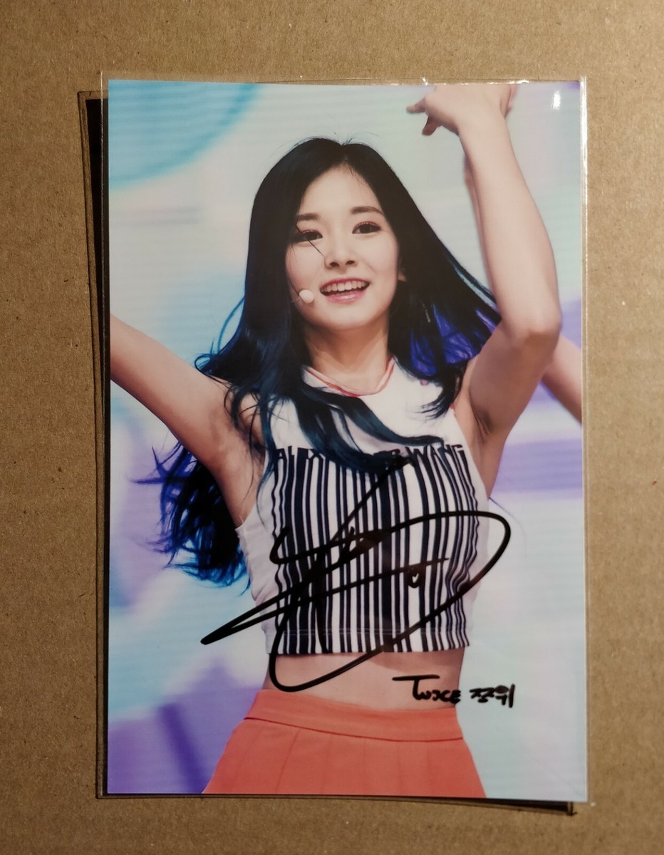 K-POP・アジア twice yes,iam tzuyu autograph TWICE TZUYU [YES, I AM TZUYU] Autographed Signed PhotoBook