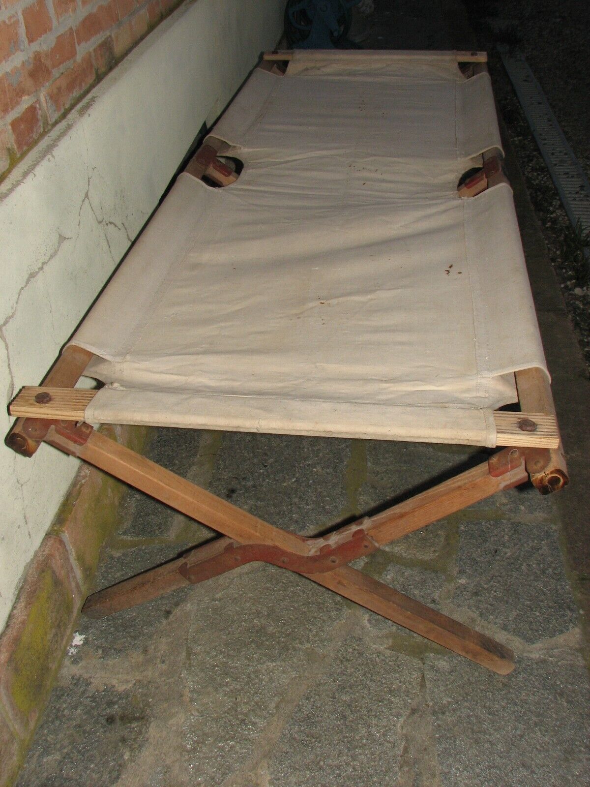 Picture 1 of 3