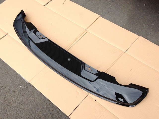 Volvo XC40 Rear Bumper Diffuser 2018 Onwards 32136122 Genuine for sale ...
