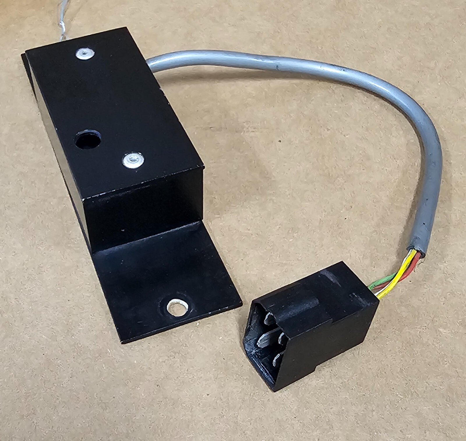 Lamborghini Countach 25th Ann. Air Pump Rev limiter 001628658 OEM