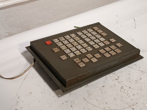 Fanuc A02B-0120-C122/MA FS16 9" MDI Unit Keyboard / Operator Interface Panel
