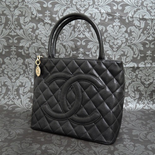 chanel tote bag