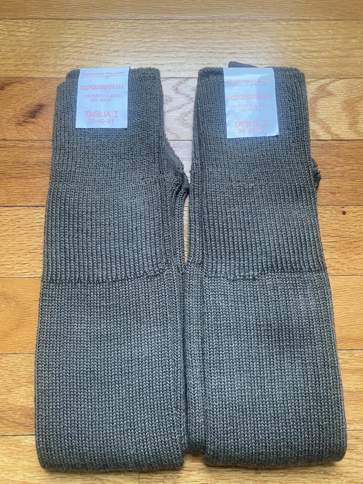 Set Of (2) NOS Vintage Wool Blend Military Stirrup Socks 39-40-41