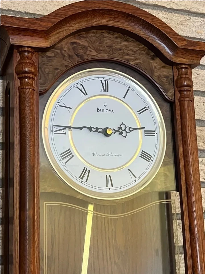 BULOVA C4431 EDENHALL CHIMES PENDULUM WALL CLOCK DARK OAK FINISH - Image 2 of 4