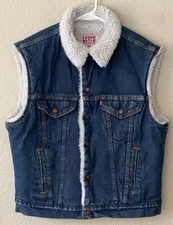 VINTAGE LEVI'S San Francisco Sherpa Lined Trucker Denim Jean Vest Sz L Blue USA