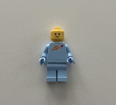 LEGO Light Blue Classic Spaceman Minifigure