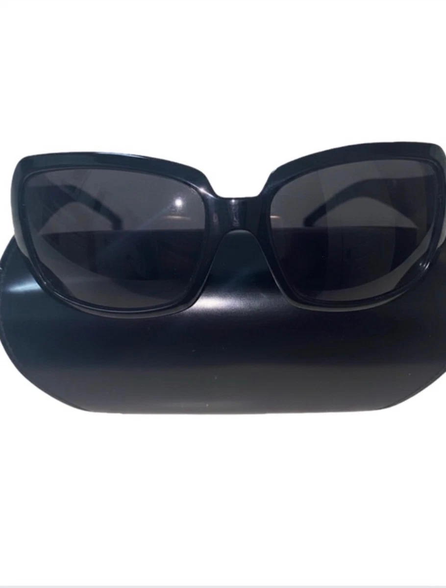 Fendi Black Designer Sunglasses for Women for sale | eBay display picture 1