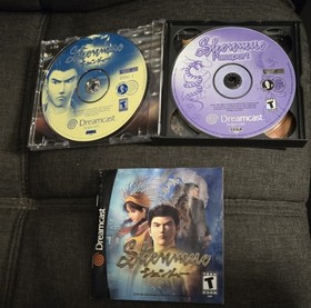 SEGA Shenmue Sega Dreamcast Complete w/ Case Manual & Discs T NTSC-U/C 2000