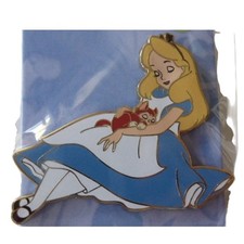 Prendedor comercial Disney 178967 PALM - Alicia y Dina - Alicia en el País de las Maravillas