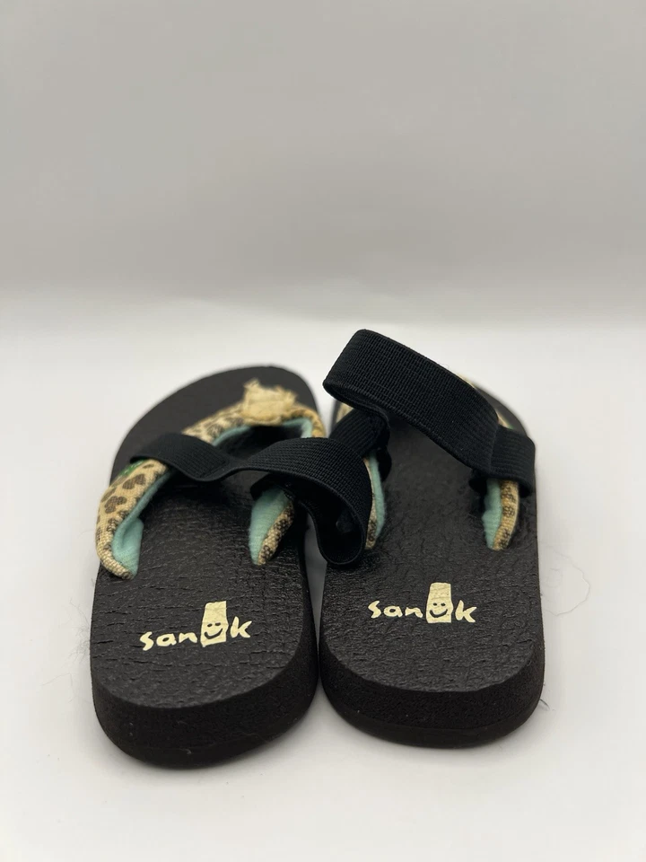 Sanuk Toddler Leopard Print Flip Flops Size 8-9 - Image 3 of 4