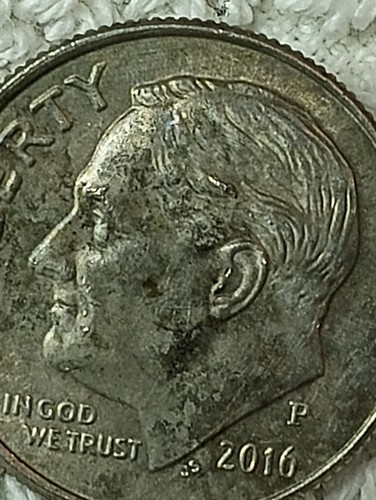2016 P Roosevelt Dime Error Something Was Struck On Head And Eyebrows (Chip?) - Picture 1 of 16