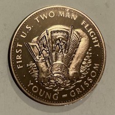 Gemini 3 1st Two Manned Space Flight Coin Medal NASA Space