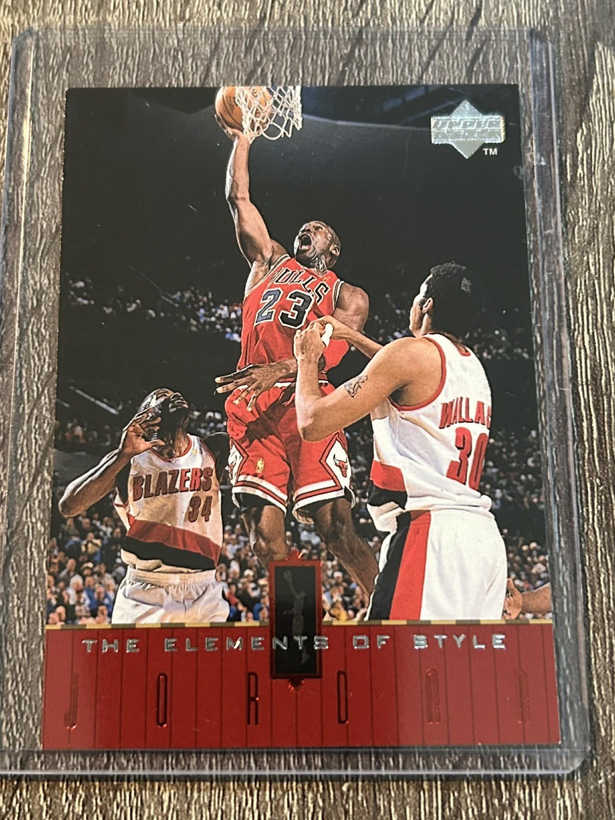 1998-99 Upper Deck Michael Jordan Living Legend - The Elements of Style #128