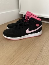 Jordan Air Jordan 1 Mid Hot Pink and Black sn...