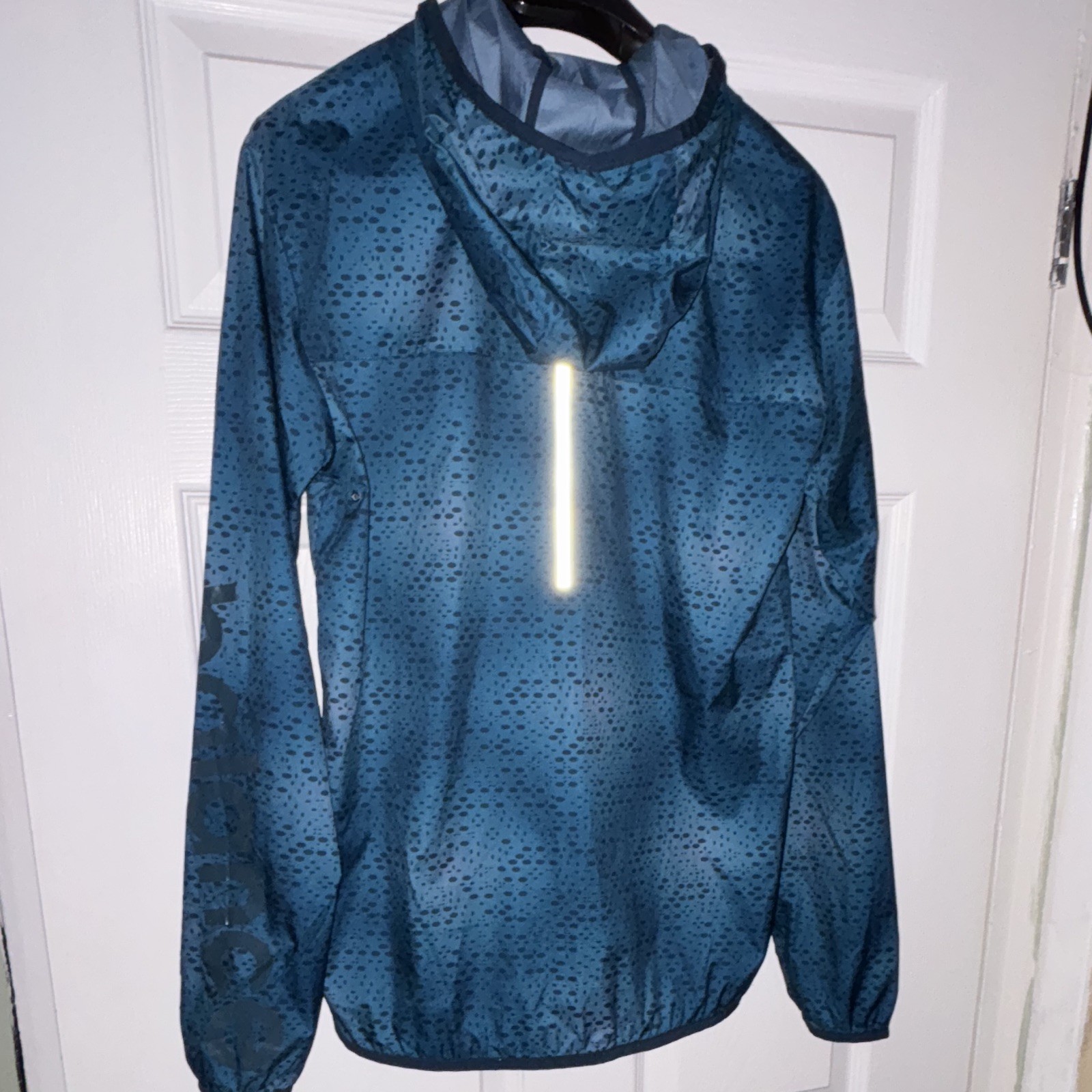 New Balance Men’s Hooded Full Zip Blue Windbreaker Jacket S Polyester Running 5
