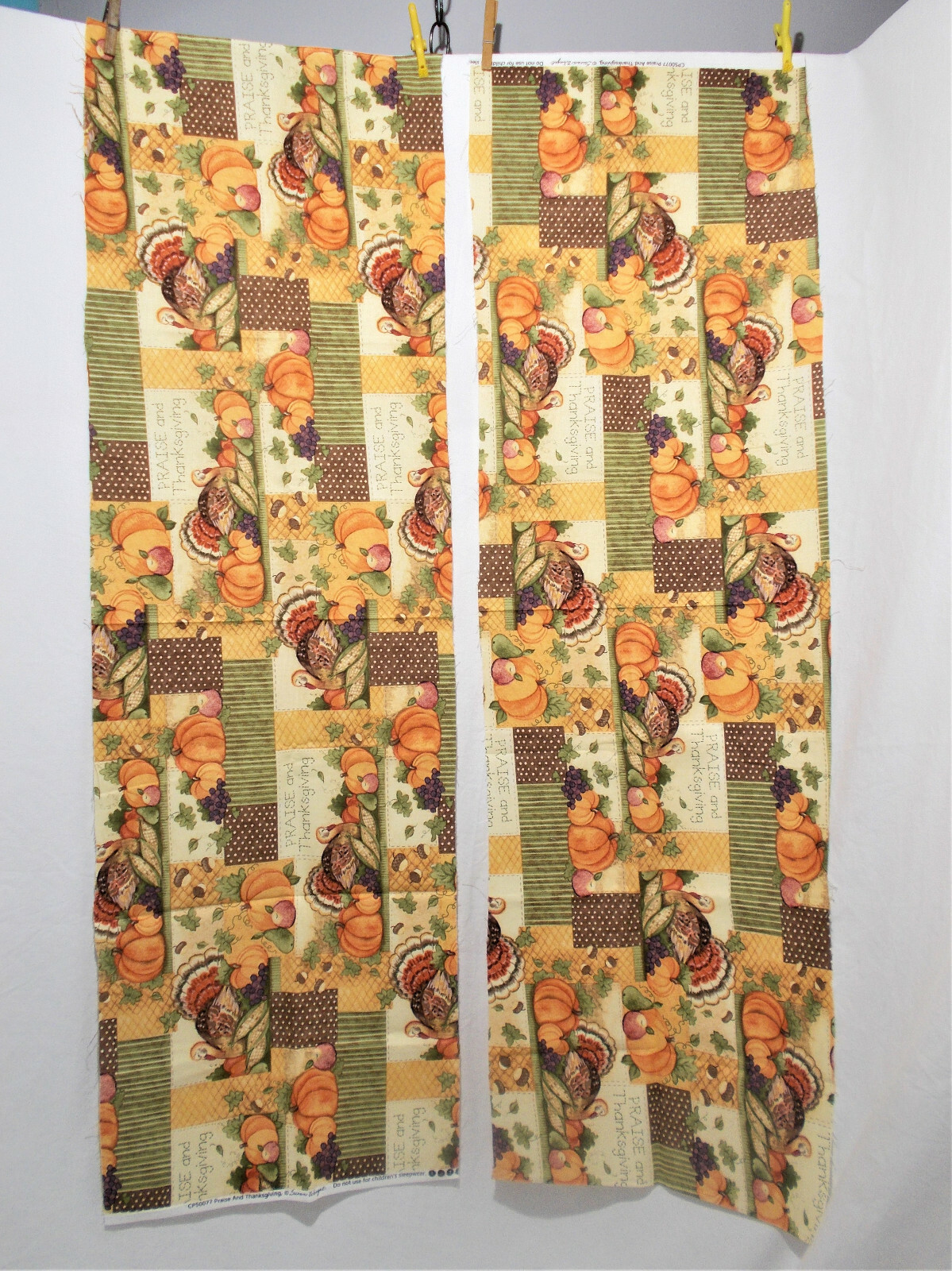 2 Thanksgiving Home Decor Fabric PANELS Crafts Quilts Pillows 44" x 13