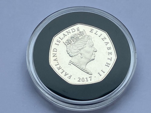 2017 FALKLAND ISLANDS PENGUIN ~ ROCKHOPPER ~ COLOURED 50 PENCE BU BUNC - Picture 4 of 5