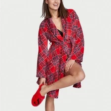 Victoria's Secret Red  Plaid Bath Robe Short Cozy Size xs/s NWT