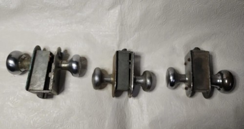 3 Vintage Aluminum Interior Door Knob Set - Picture 2 of 11