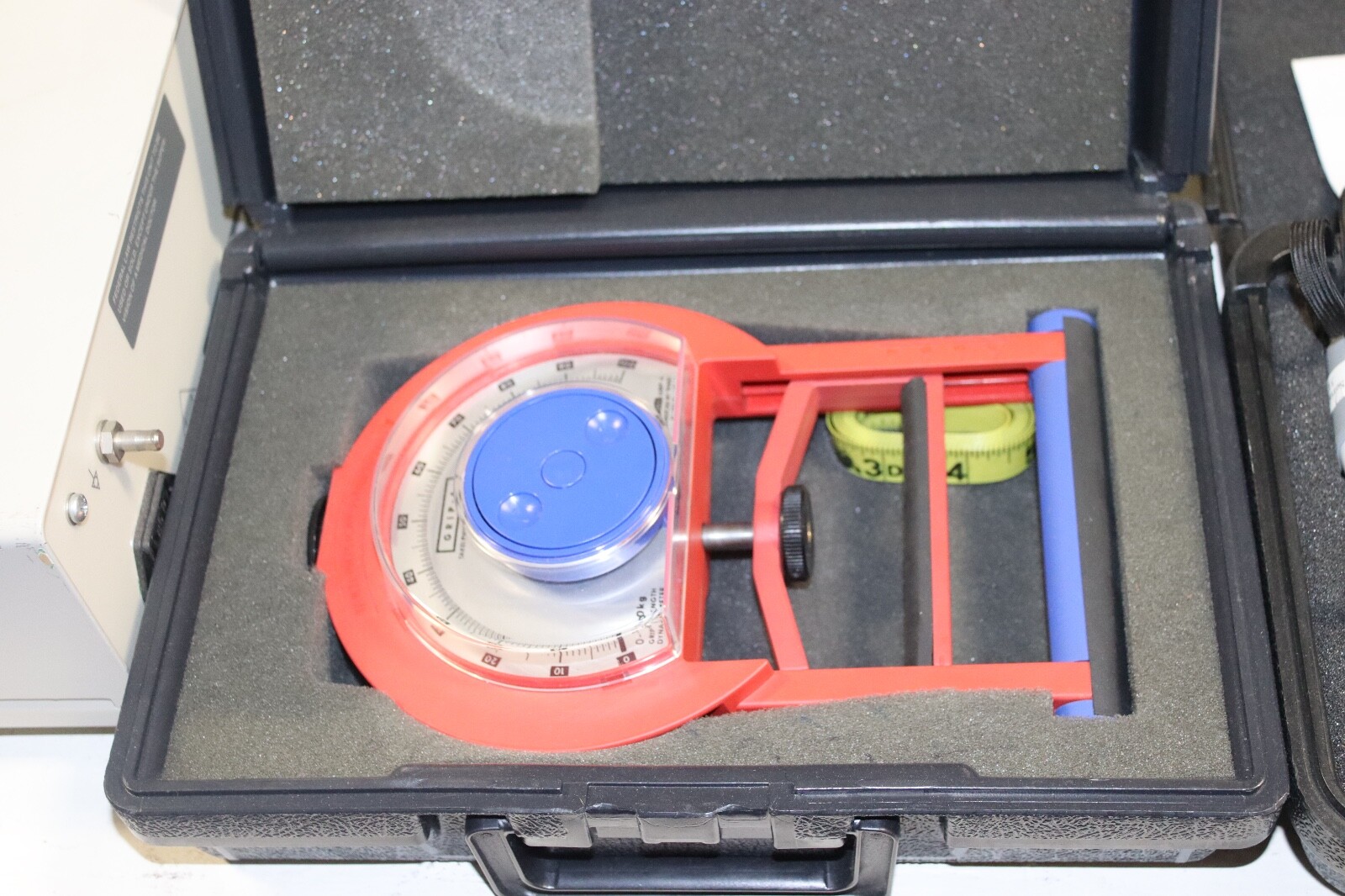 TAKEI DYNAMOMETER GRIP-A GRIP STRENGTH 0-100KG WORKING