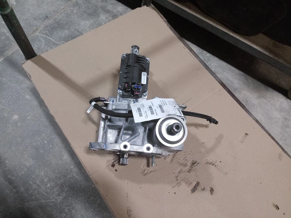 2024 GMC Terrain Transfer Case 2965817 - Image 4 of 4