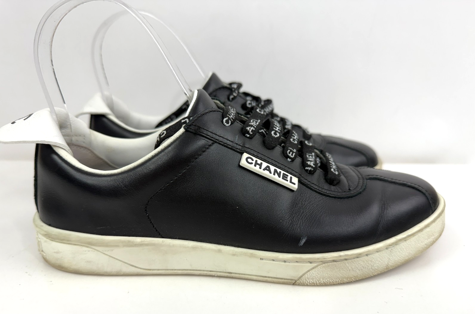 CHANEL Women's Black Leather Lace Up Sneakers Shoes Interlocking CC Sz 37 - 6.5