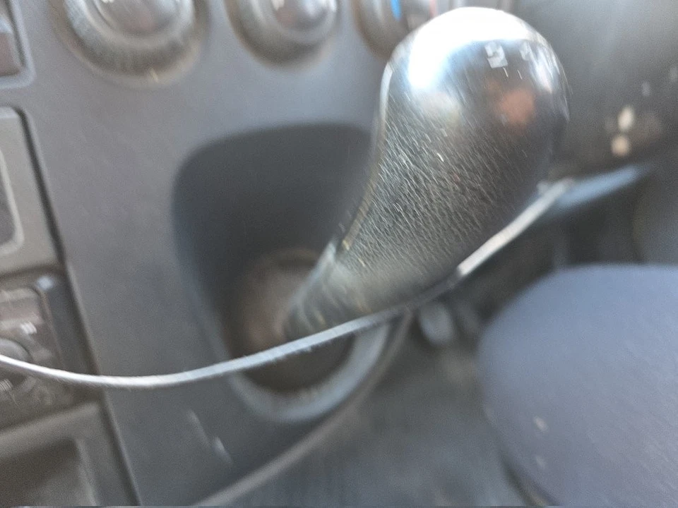 LDV MAXUS LWB EHR VAN 2005-2009 Gearstick  - Image 4 of 4