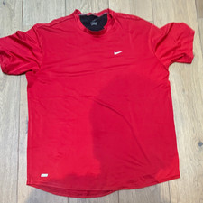 Nike Dri-FIT Men’s L Red Breathable Polyester Crew Neck Athletic T-Shirt