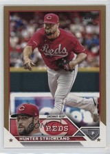 2023 Topps Series 2 Gold 2023/2023 Hunter Strickland #652 1m8f